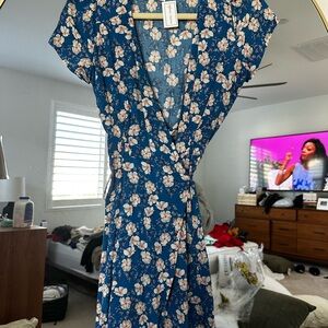 Olivaceous Blue Floral Midi Dress